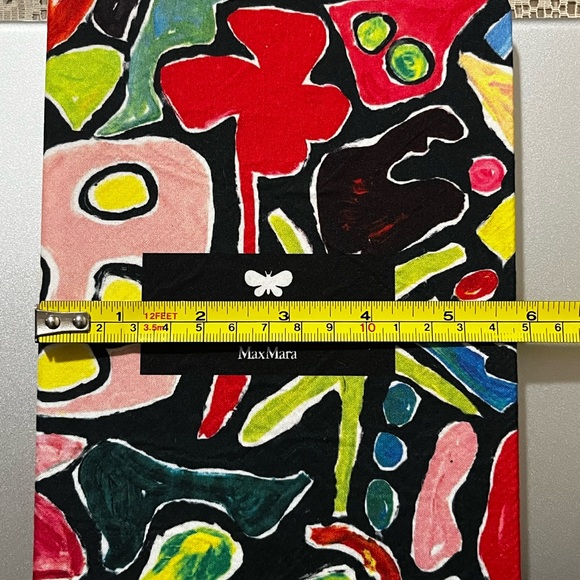 MaxMara Weekend Colorful Notebook - Picture 5 of 10
